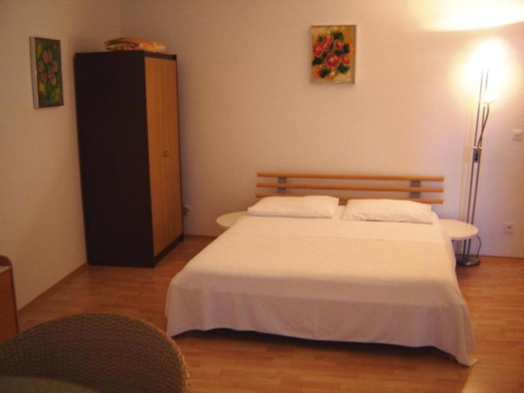 Apartment Zdravka Primošten Buitenkant foto